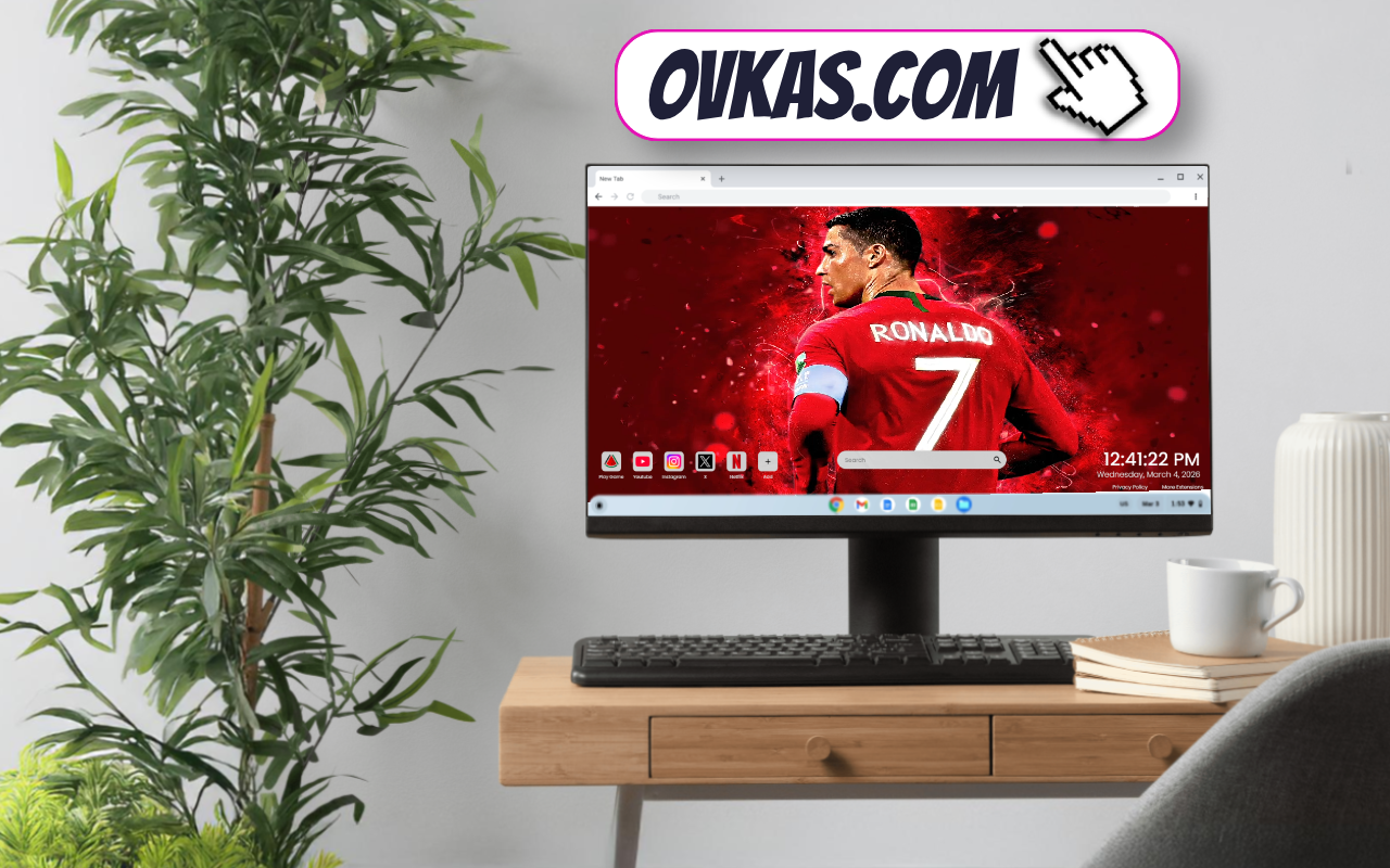 Cristiano Ronaldo CR7 Iconic Gaze with Red Backdrop Live Wallpaper - 截图 3